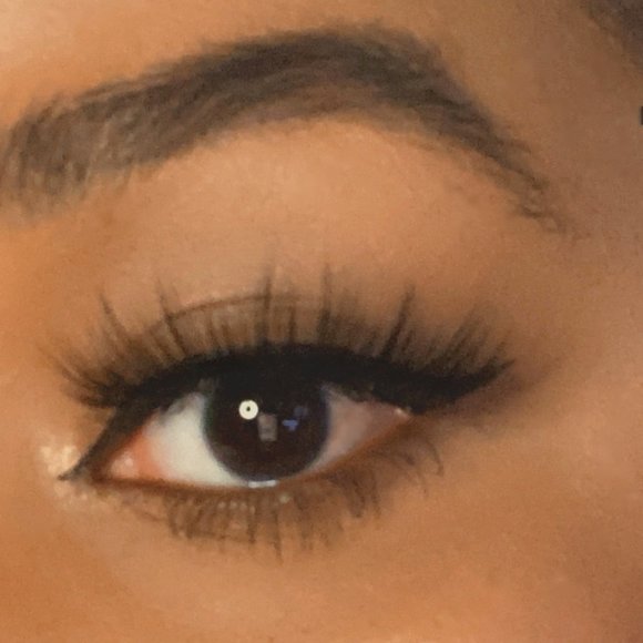 Get Into It Bitch lash - Picture 2 of 5